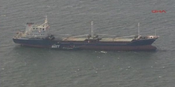 Boğazlardan geçen bir tanker 100 otomobil kadar kirletiyor