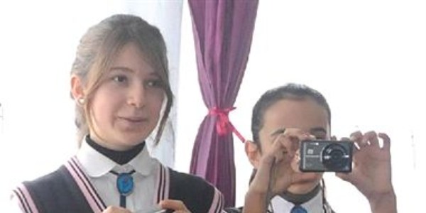 Kaymakam gazete çıkardı, öğrenciler muhabir oldu