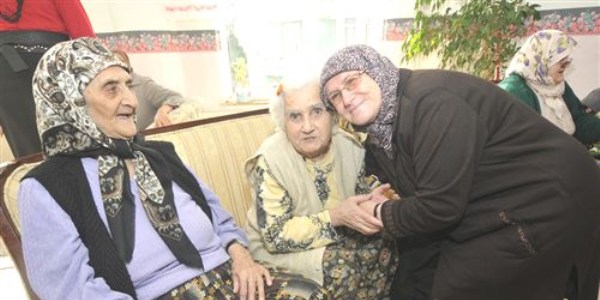 Çanakkale Belediyesi'nden sosyal yaşam evleri