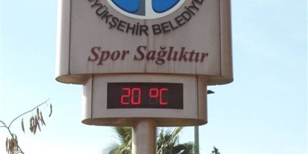 Adana kışın ortasında yazı yaşıyor