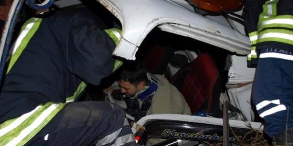 Salihli'de trafik kazas: 1 yaral