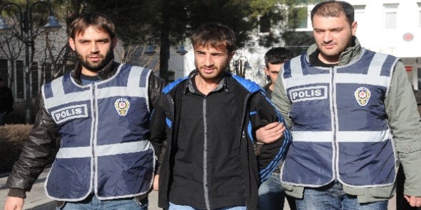Ünlü sanatçıyı dolandıran kişi Diyarbakır'da yakalandı