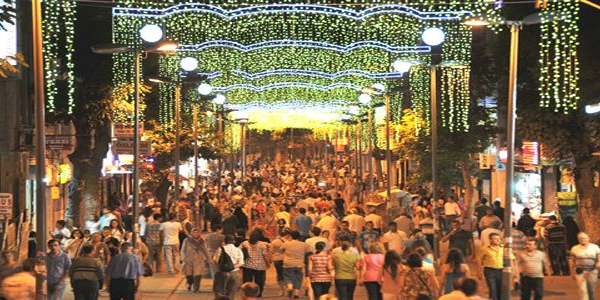 Gaziosmanpa�a 39 ilden daha kalabal�k