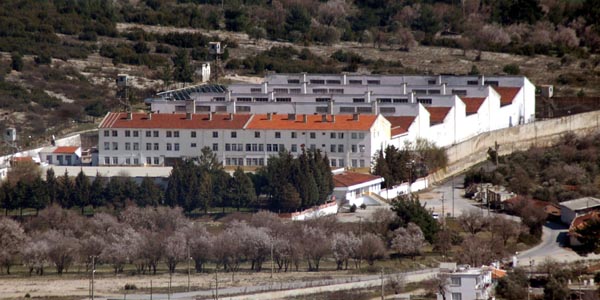 Cezaevinde toplu intihar girişimine soruşturma
