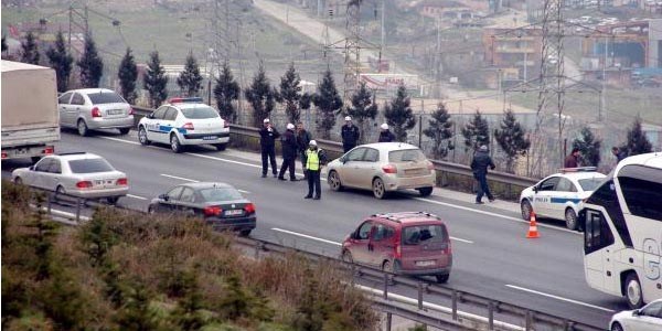 TEM'de nefes kesen hırsız- polis kovalamacası