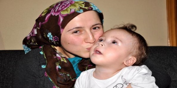 Annenin kızını yaşatma çabası
