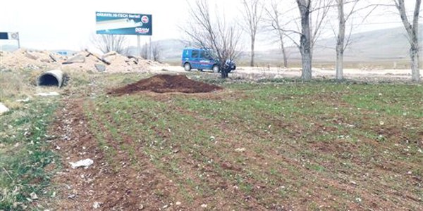 Askeri gizli hat kablolar�n� �alarken yakaland�lar