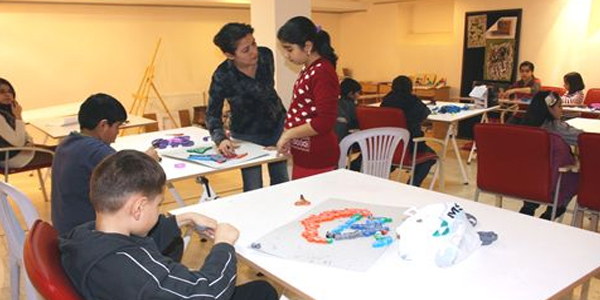 Erzincan üniversitesi minik sanatçılar yetiştiriyor