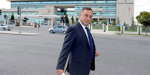 CHP, Büyükşehir Yasası'nın iptali için AYM'ye başvurdu