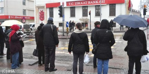 Yağmur karları eritti
