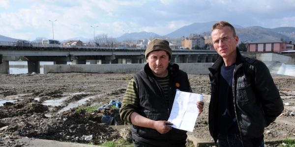 15 ki�inin �ld��� k�pr� facias�nda soru�turma izni ��kmad�