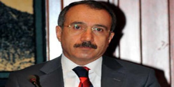 Dinçer'den Gül'e 'kalayım' ricası