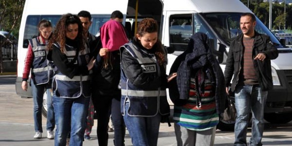 Antalya'da 45 kilo esrar ele geçirildi