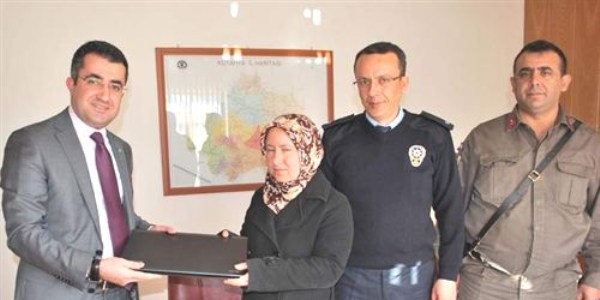 Çalınan bilgisayar sahibine teslim edildi
