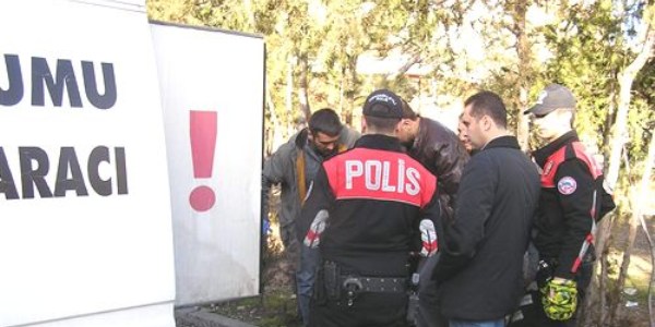 Eşinin hastalığına üzülüp yaşamına son verdi