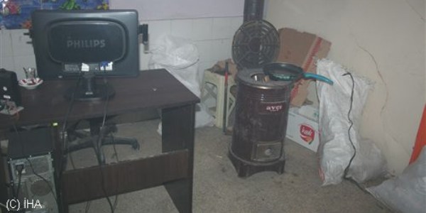 Soba yakmak isterken kendini yak�yordu