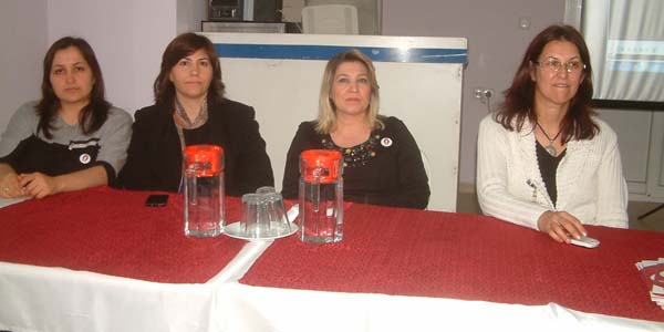 Sa�l�k �al��anlar� g�n�l el�isi oldu