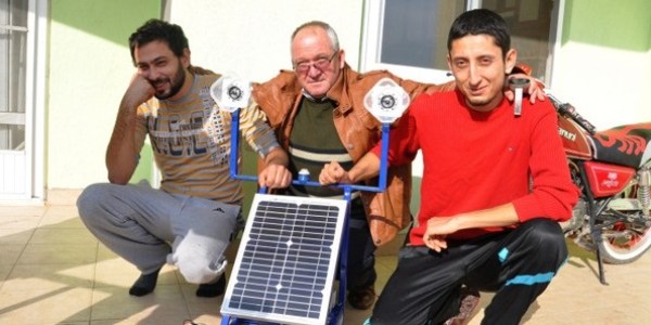 Üniversiteden 'güneş enerjili domuz savar'