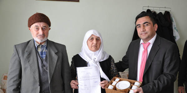 81 yaşında emekli oldu
