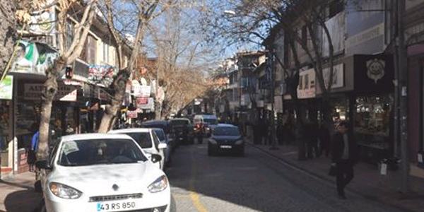 Afyonkarahisar bahardan kalma günleri yaşıyor