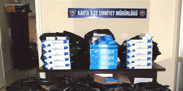 Kahta'da 6 bin 500 paket kaçak sigara ele geçirildi