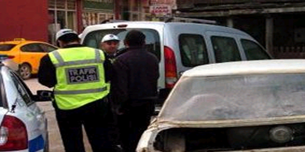 Polisi şaşırtan otomobil
