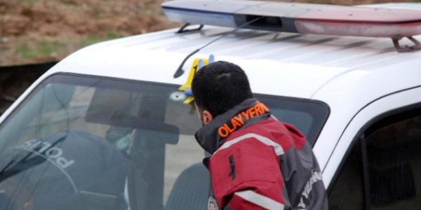 Polis arac�na silahl� sald�r�!