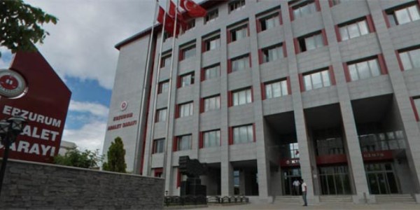 Kürtçe çeviri uzayınca Türkçeyi tercih ettiler