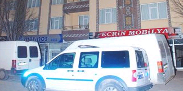 Do�algazl� evde, k�m�r sobas�ndan zehirlenerek �ld�