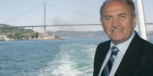 Topbaş İstanbul için tekrar aday