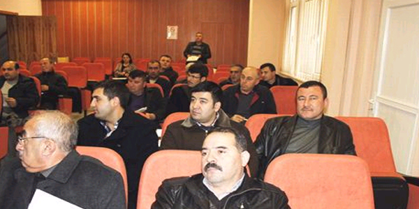 Dinar'da i� sa�l��� ve g�venli�i toplant�s� yap�ld�