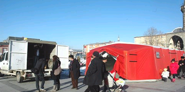 Erzurumlular� dumans�z hava sahas�na davet ettiler