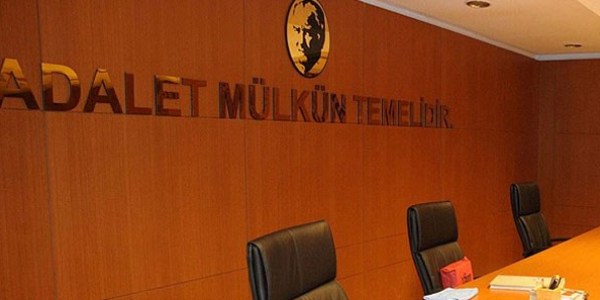 'Polis' kılığındaki zanlılara, müebbet istemi