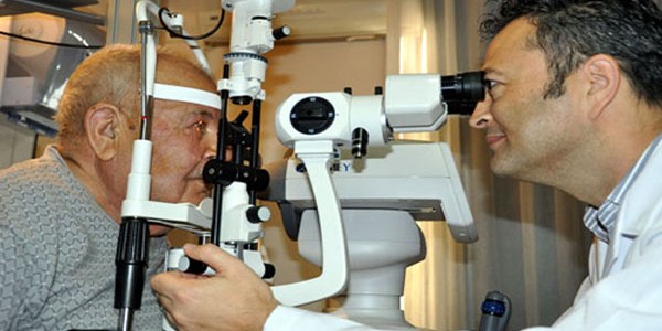 Uzmanlardan göz tansiyonu uyarısı