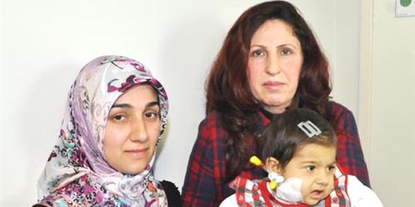 Arkadaşının bebeğine karaciğerini verdi