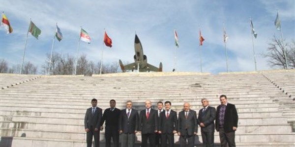 Tacikistan Meclis Bakan Tacikistan Bayran Hendek'te grnce duyguland