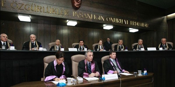 AYM'nin Sağlık Bakanlığı KHK kararı