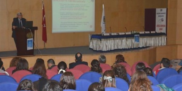 Üniversiteli gençlerin meseleleri ESOGÜ'de ele alındı
