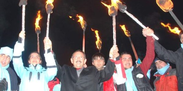 Erciyes kar festivaline renkli açılış