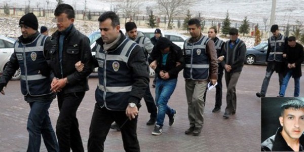 Bıçaklandı ölmedi, tüfek sonu oldu
