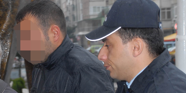 Polise sahte kimlik bilgisi vermek suçundan gözaltına alındı