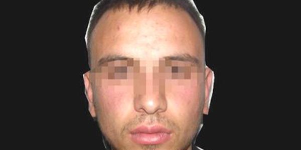Askerden izne geldi, �al��t��� baz istasyonlar�n� soydu