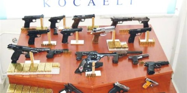 Silah kaçakçılığı operasyonunda 55 gözaltı