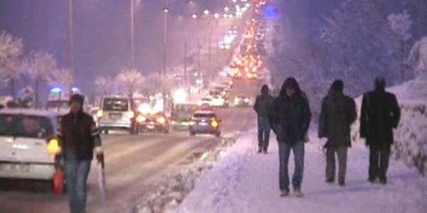 Ankara'da kar yağışı