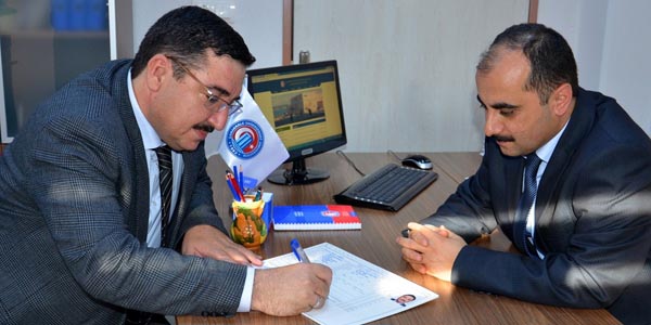 Sa�l�k Bilimleri Enstit�s�'n�n y�z�nc� ��rencisi sa�l�k m�d�r� oldu
