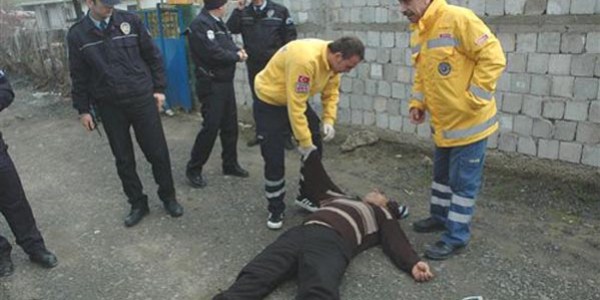 Kaçan kızının ardından üzerine benzin dökerek intihar girişiminde bulundu