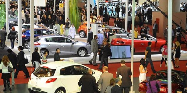 Sigorta ücretleri sıfır araca yöneltiyor