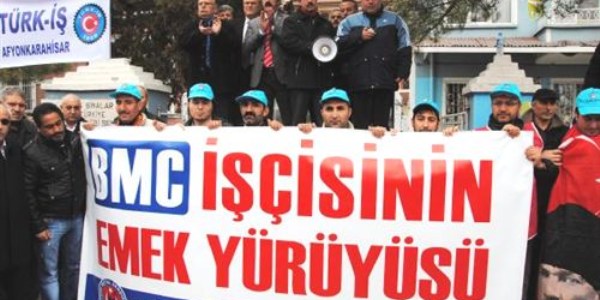 İzmir'den Ankara'ya giden Bmc işçileri, Afyon'da mola verdi