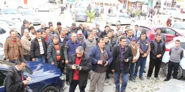 Belediye işçilerine 900 TL'lik zam