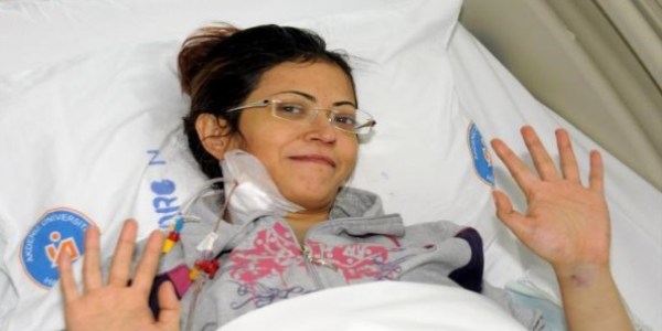 Neşe öğretmen karaciğer nakliyle güldü